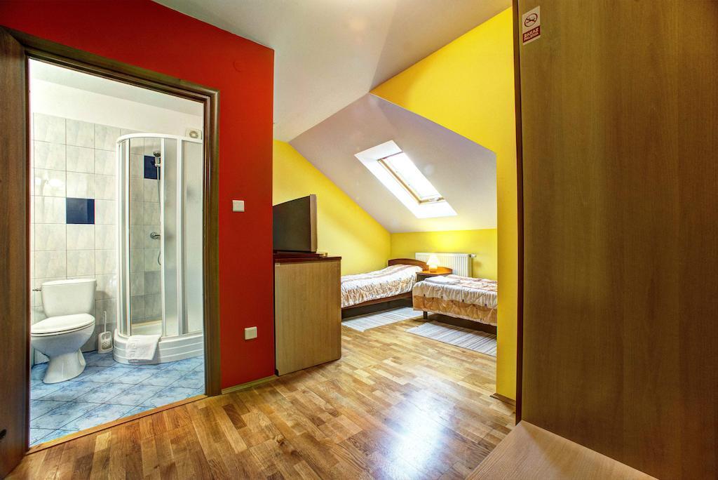 Xavito Bed and Breakfast Sanok Habitación foto