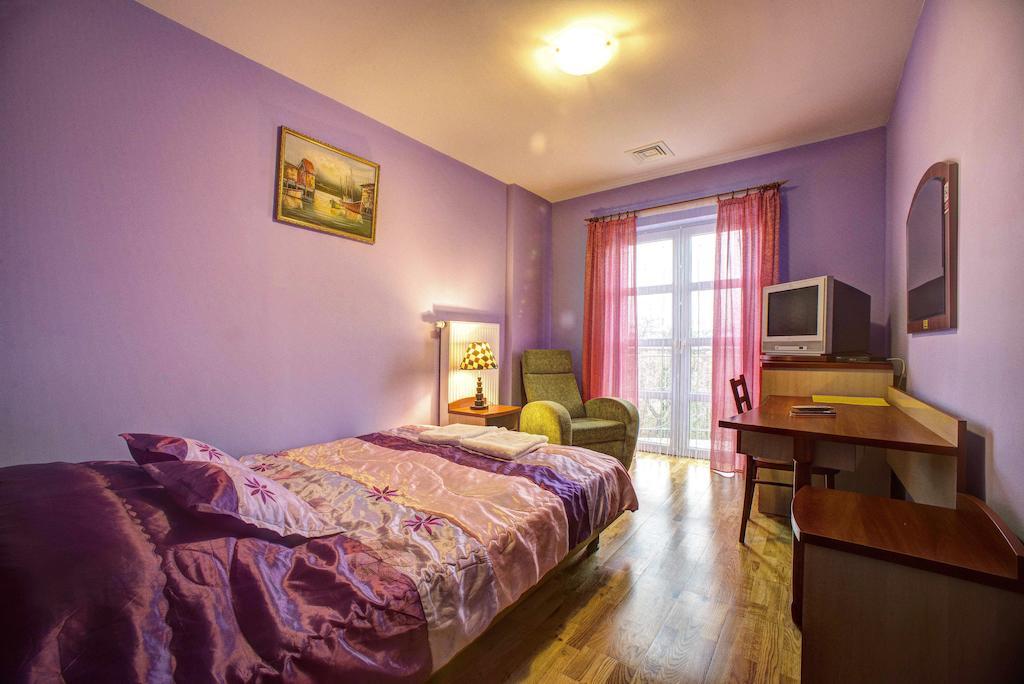 Xavito Bed and Breakfast Sanok Habitación foto